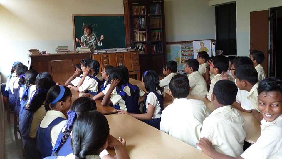 Foundation class (9–10)